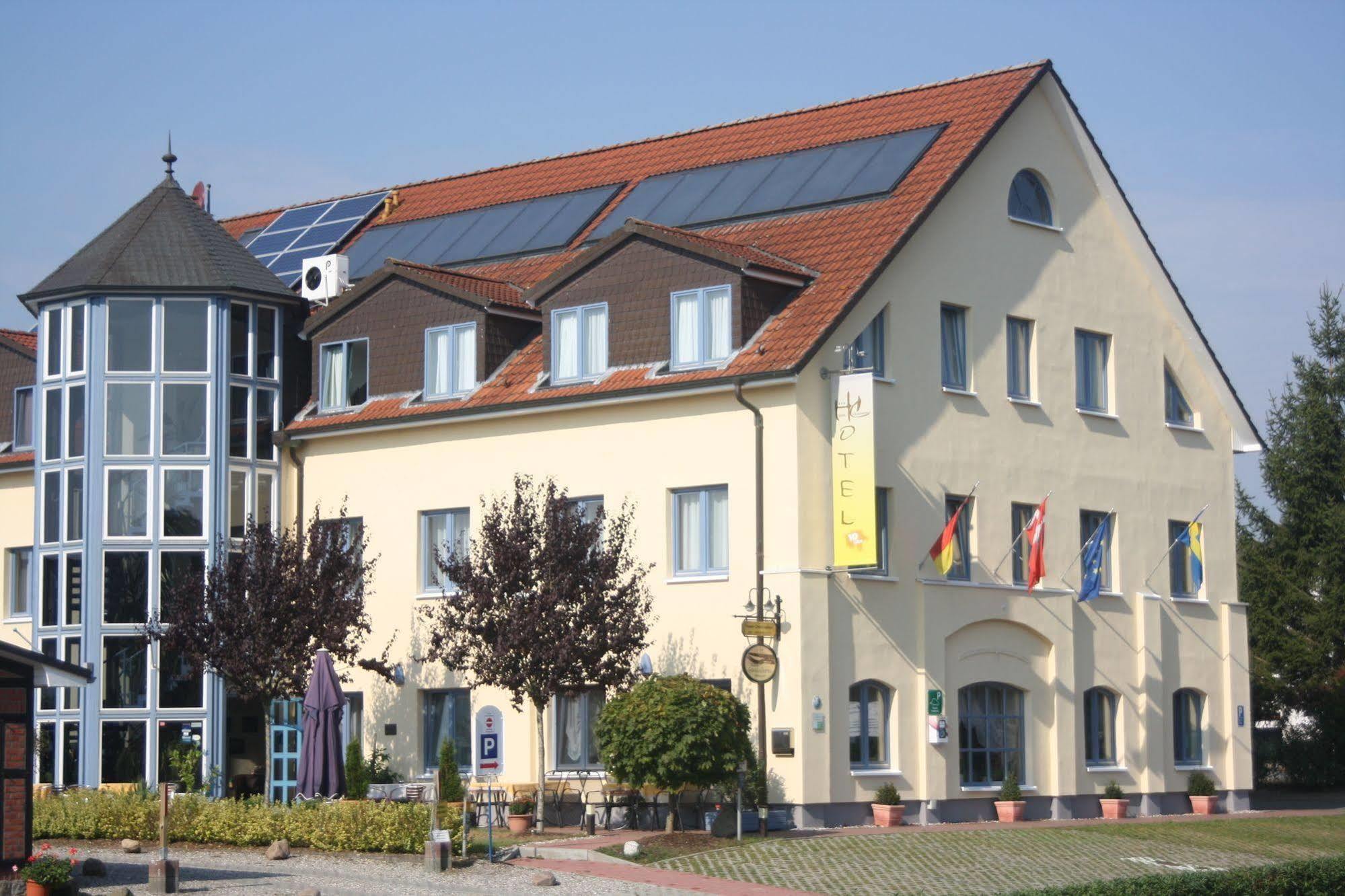 Hotel Christinenhof Garni - Bed & Breakfast Gadebusch Exteriér fotografie